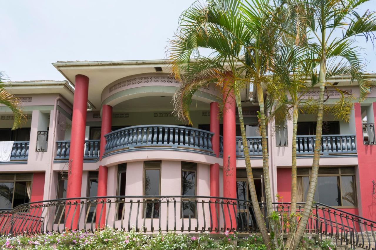 Fort Fun City Hotel Fort Portal Exterior foto